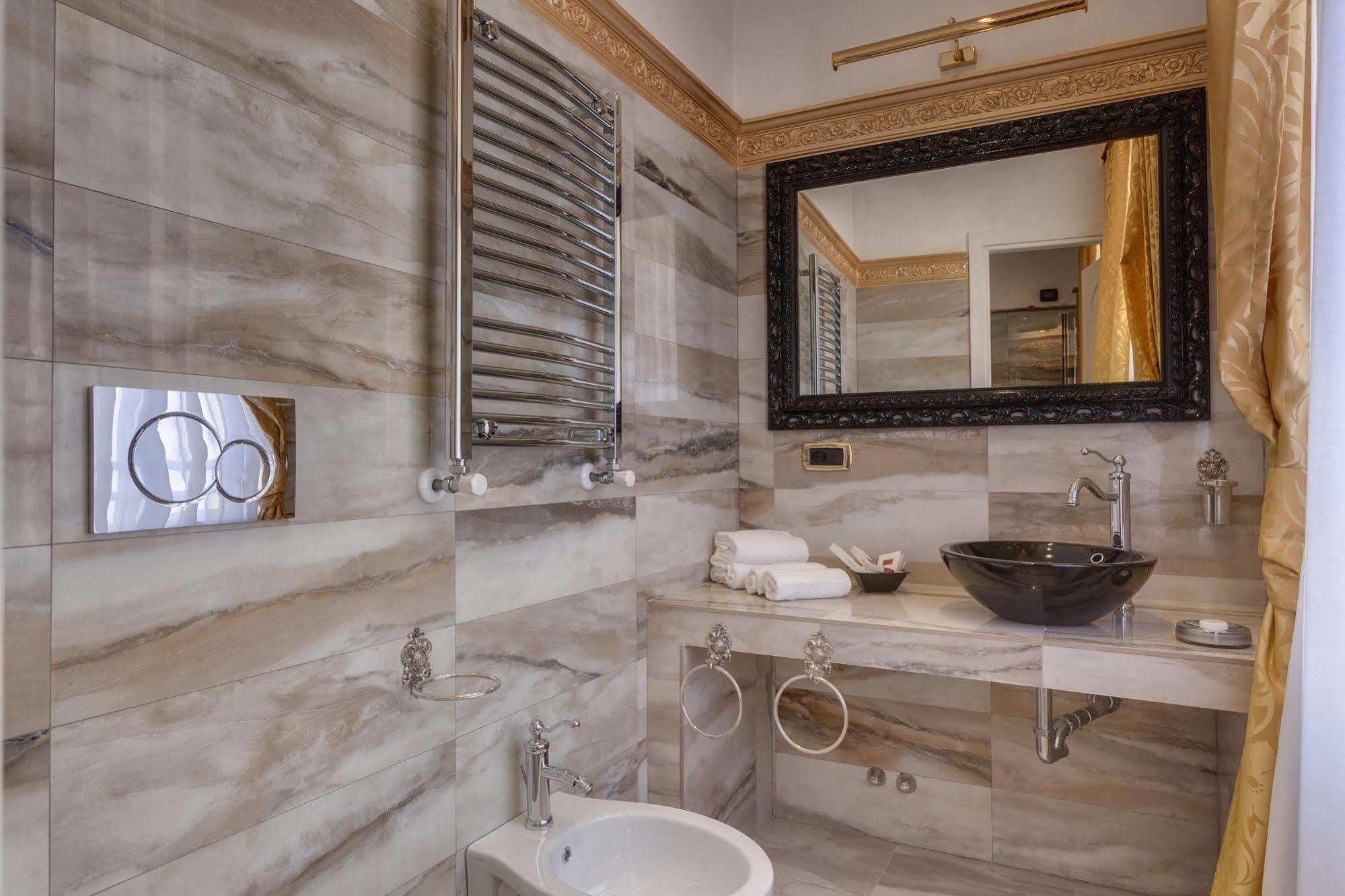 Tolentino Suites Рим Экстерьер фото