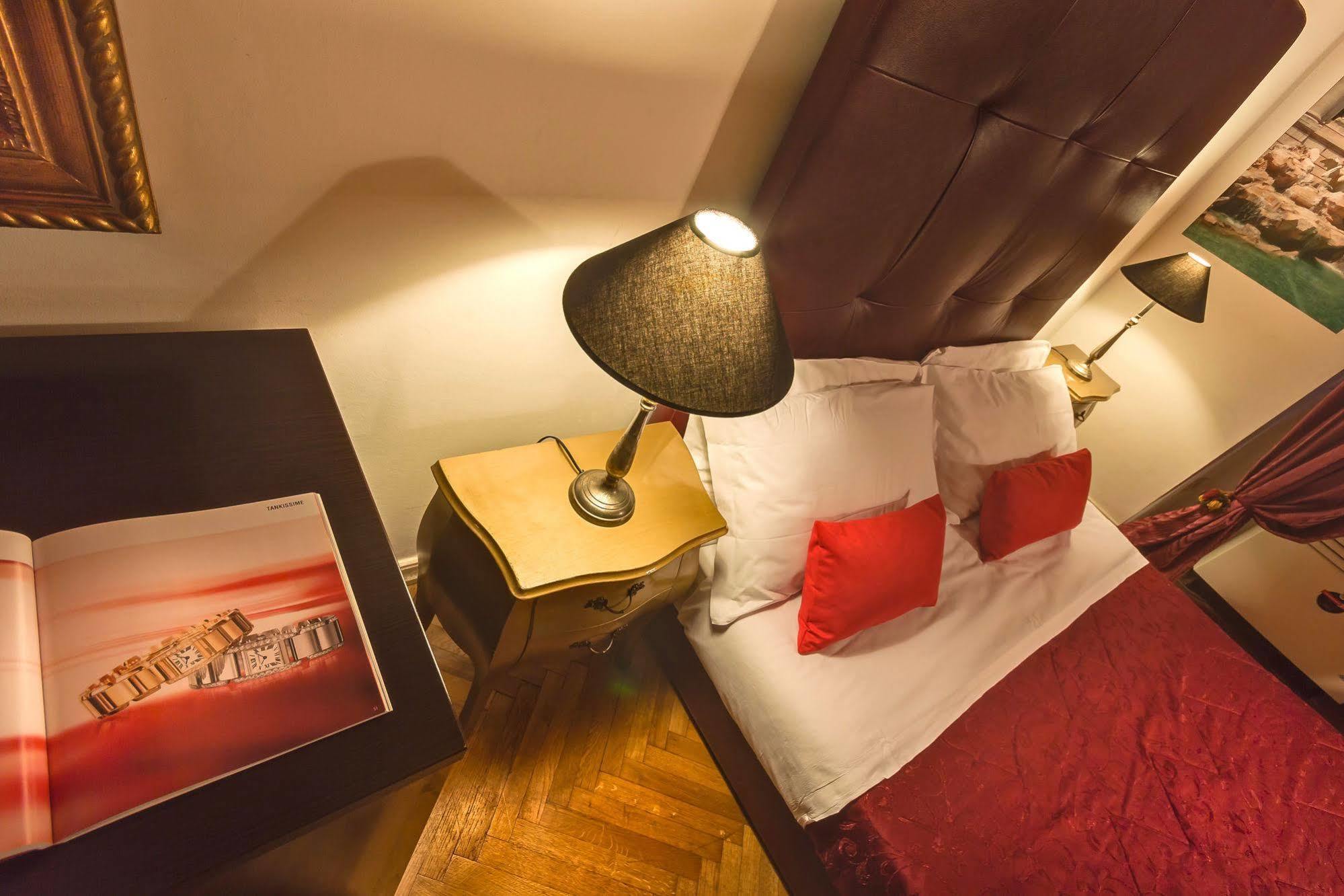 Tolentino Suites Рим Экстерьер фото