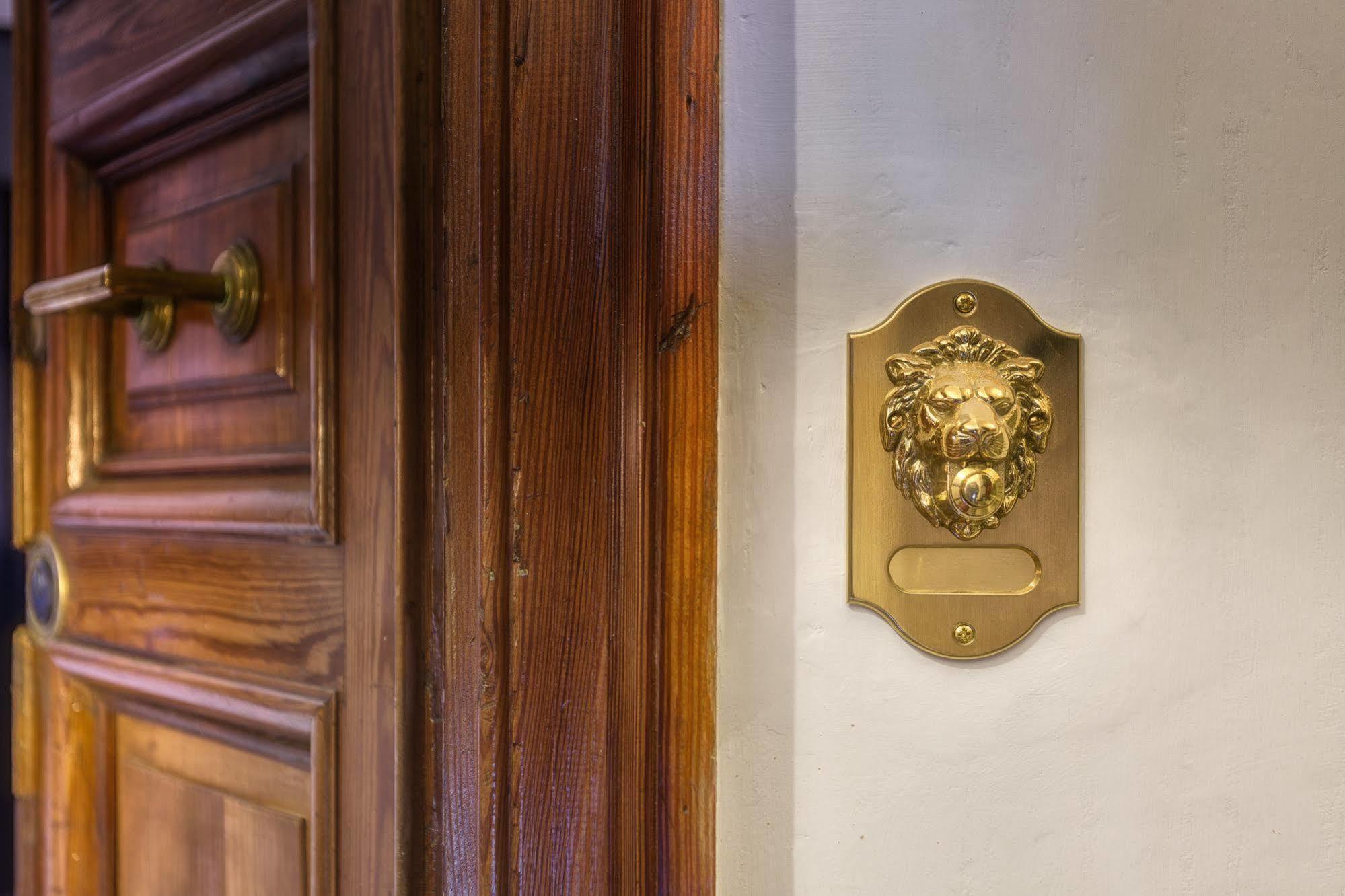Tolentino Suites Рим Экстерьер фото